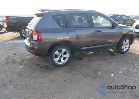 2016 Jeep Compass Sport z USA, uszkodzony, nr VIN 1C4NJCBA8GD792038